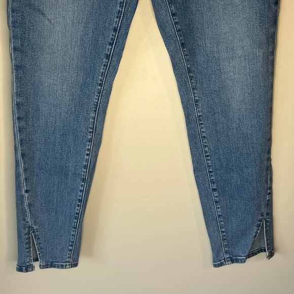 Loft Light Wash High Rise Skinny Ankle Jean Size 6 - Picture 11 of 14
